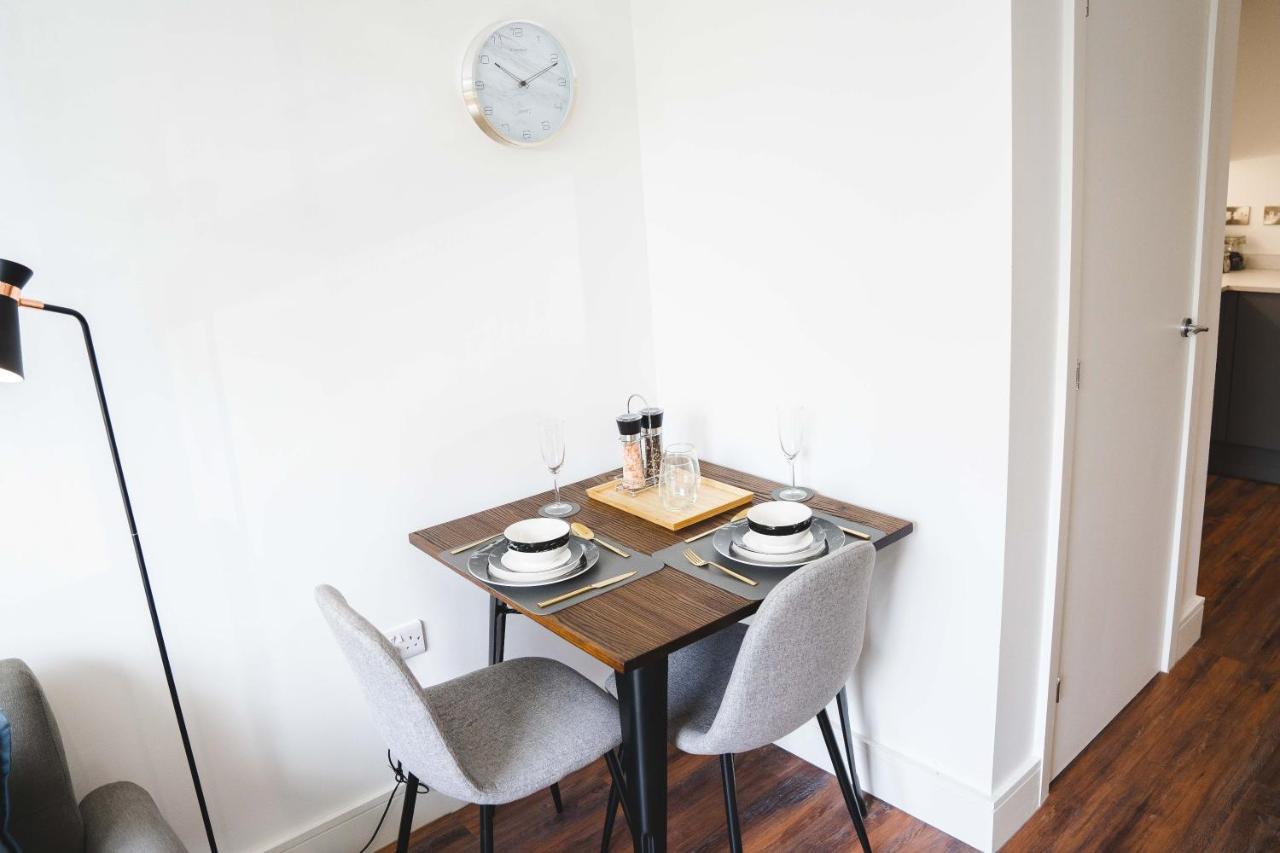 Modern 1-Bed Apartments - New - City Centre - Free Wi-Fi - شيفيلد المظهر الخارجي الصورة